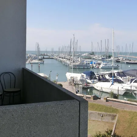 Апартаменты Levante